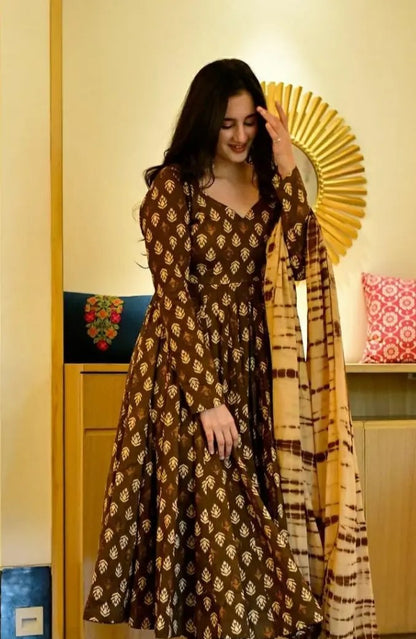 Heavy rayon anarkali kurti set