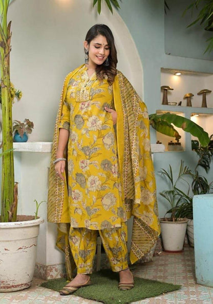 Floral printed mirror embellished straight kurta set - Eraya