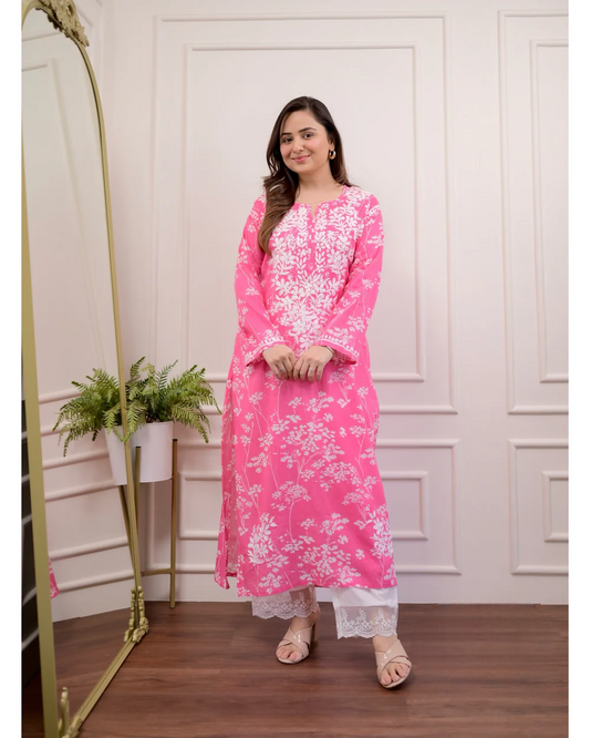 Mesmerizing mul cotton chikankari kurti-pant set