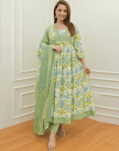 Beautiful anarkali suit set-II - Eraya