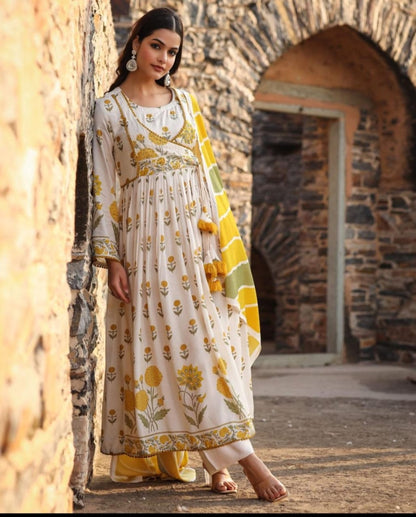 Embroidery yoke aliya cut style with beautiful print and naira cut kurta set