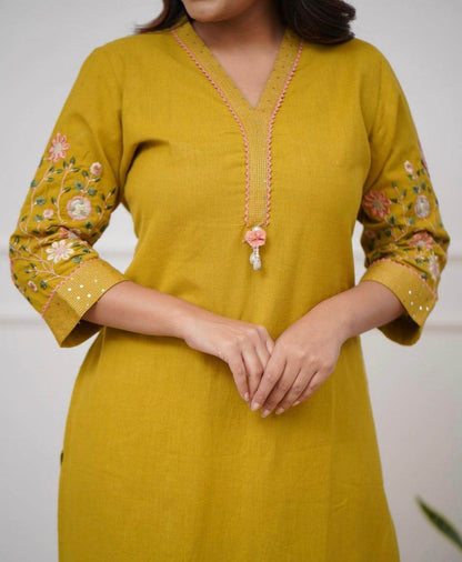 Heavy cotton exquisite sequence & thread embroidery work kurti set-II - Eraya