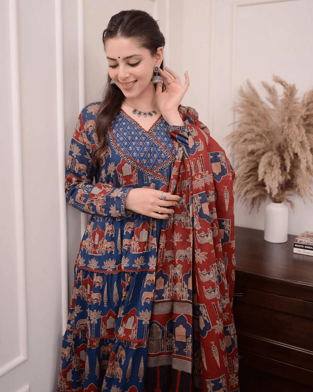 Vintage print angarkha pattern anarkali kurta set - Eraya