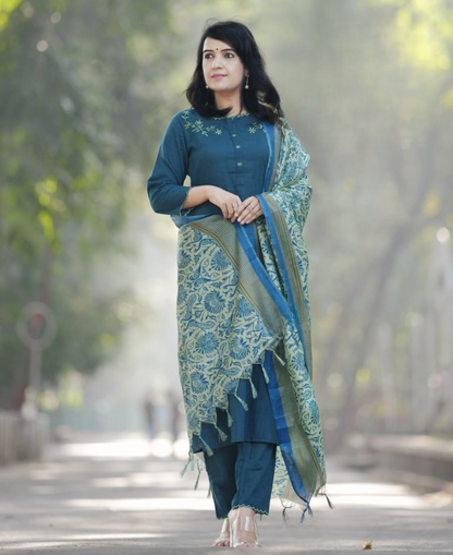 Exclusive khadi cotton three piece kurti set