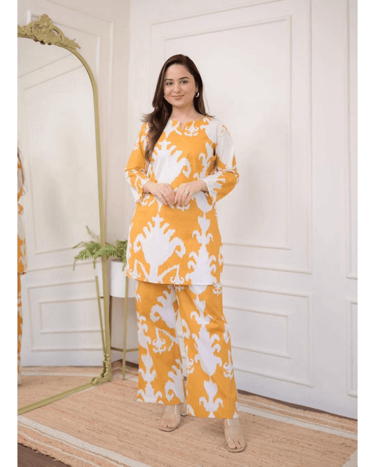 Printed yellow cotton short kurti-pant set - Eraya