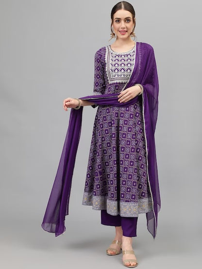 Embroidered anarkali shaped kurti set