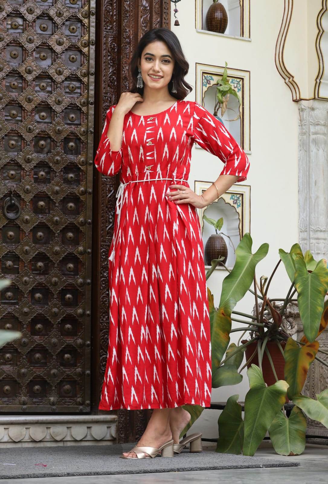 Beautiful printed rayon fabric gown - Eraya